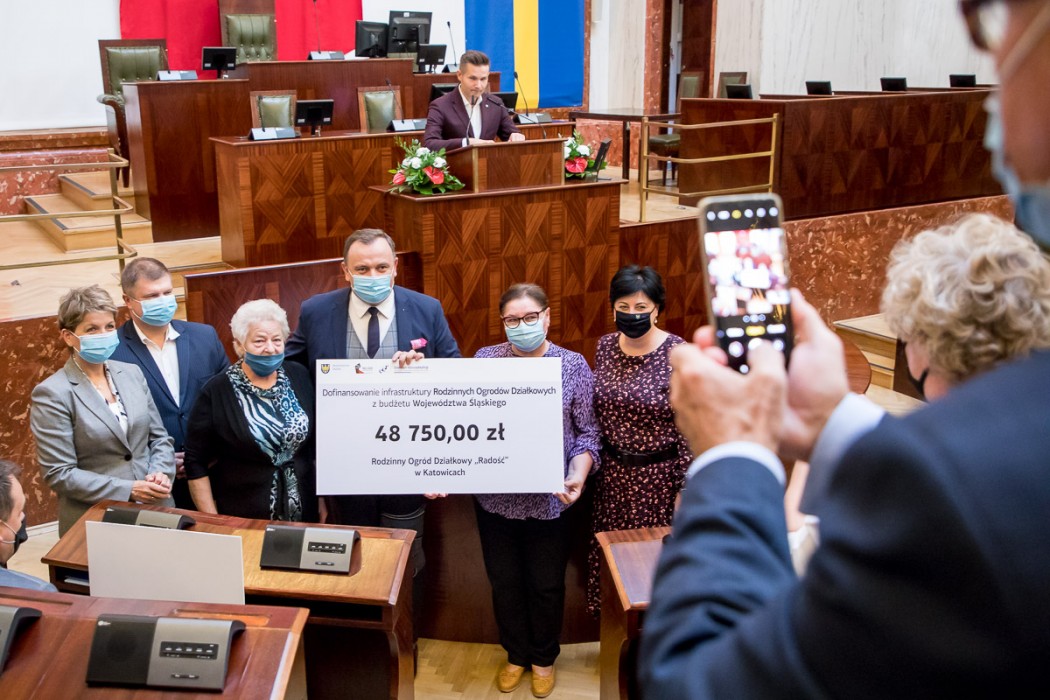 Trzy Rodzinne Ogrody Działkowe z Katowic otrzymały dofinansowanie!