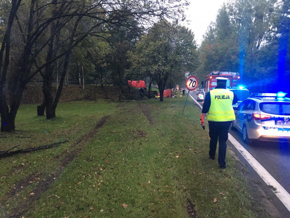Policjanci szukają świadków śmiertelnego wypadku