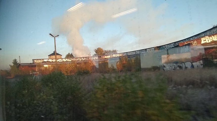 Pożar na terenie zabytkowej lokomotywowni w centrum Katowic! / fot. M. Bachusz 6