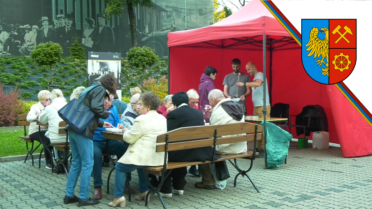 Muzeum Powstań Śląskich gości świętochłowickich seniorów