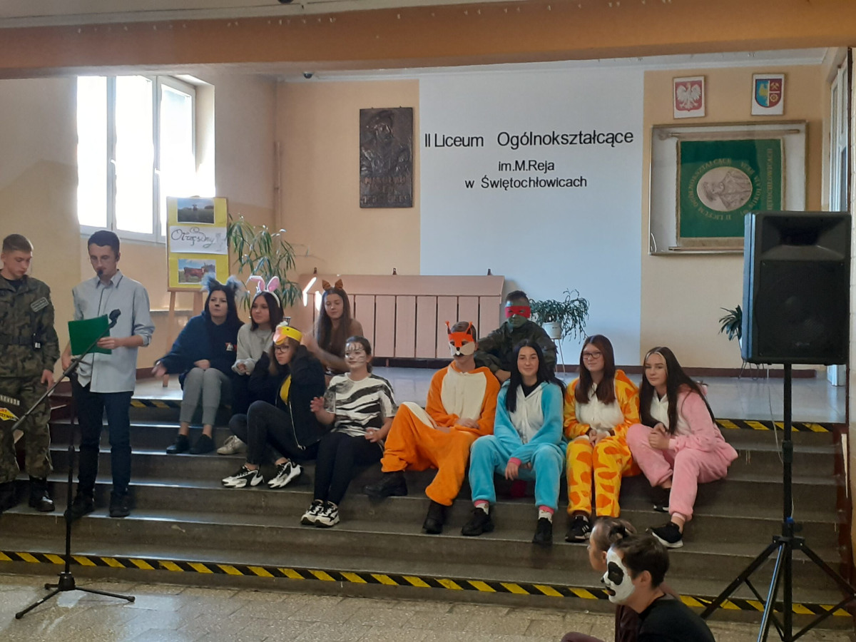 Otrzęsiny pierwszoklasistów z "Reja"