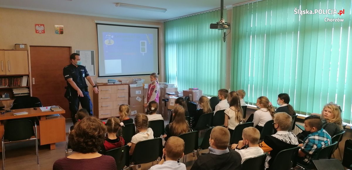 Bezpieczeństwo w drodze do szkoły i podczas codziennej zabawy