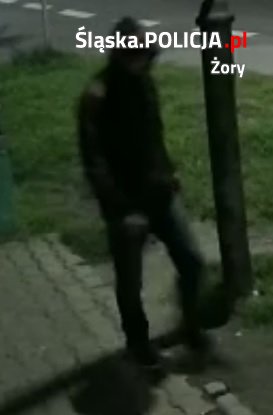 Rozpoznajesz tego mężczyznę? Jest podejrzany o kradzież parasola ogrodowego