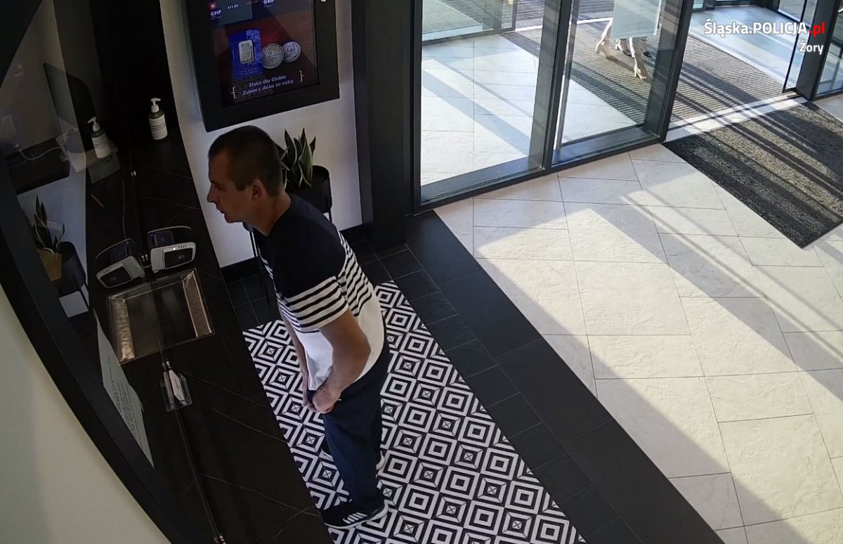 Przywłaszczył 2 tysiące dolarów w kantorze. Rozpoznajesz go?