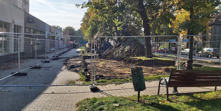 Radny nie zgadza się na likwidację skweru. Organizuje naradę mieszkańców