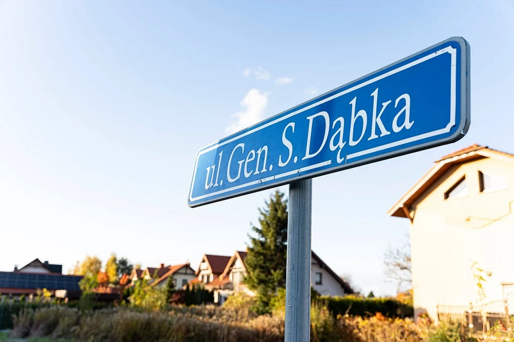 Nowa droga w ciągu ul. Dąbka już gotowa. To nie koniec inwestycji w dzielnicy