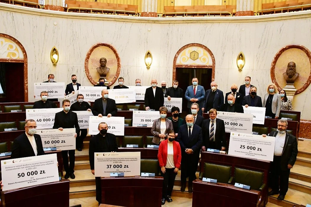 Województwo Śląskie przekaże ponad milion złotych na rzecz zabytków