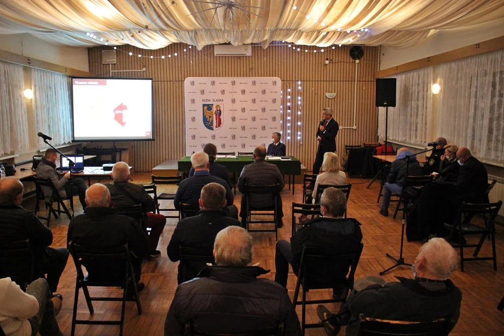 Wczoraj w Bykowinie odbyło się kolejne spotkanie władz miasta z mieszkańcami