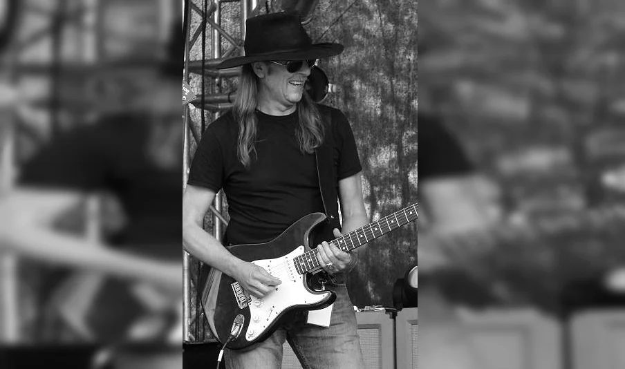 Andrzej Urny nie żyje. Były gitarzysta Perfectu i Dżemu miał 63 lata