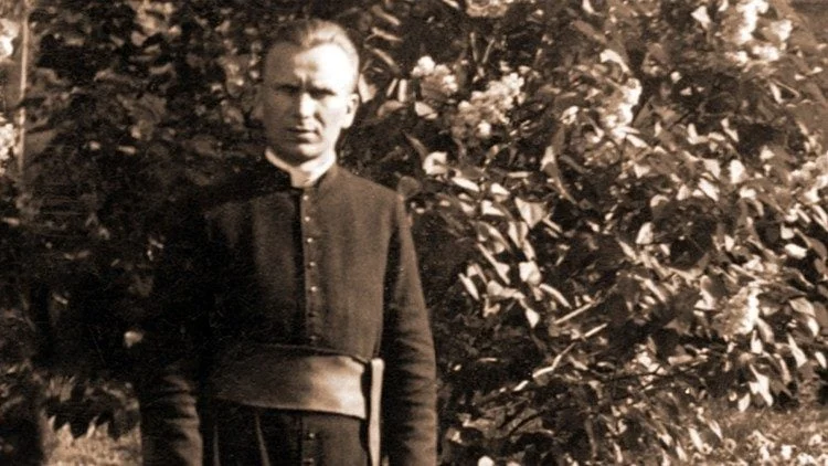 Błogosławiony ks. Jan Macha został patronem ronda w Rudzie 1