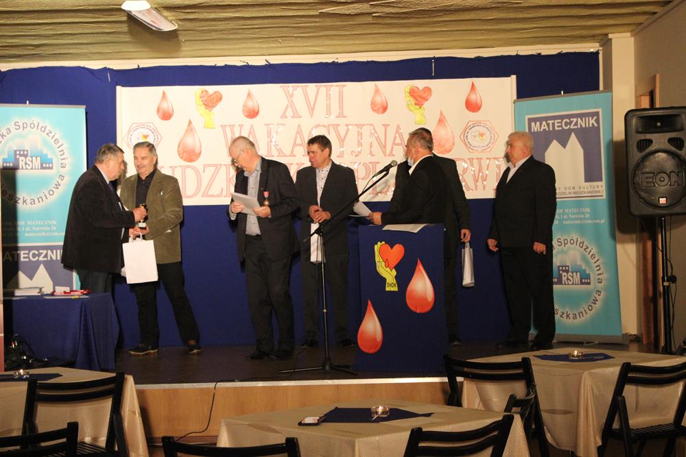 Krwiodawcy na medal Podsumowanie "Wakacyjnej Rudzkiej Kropli Krwi"