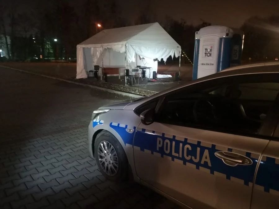 Pożar punktu pobrań testów na koronawirusa