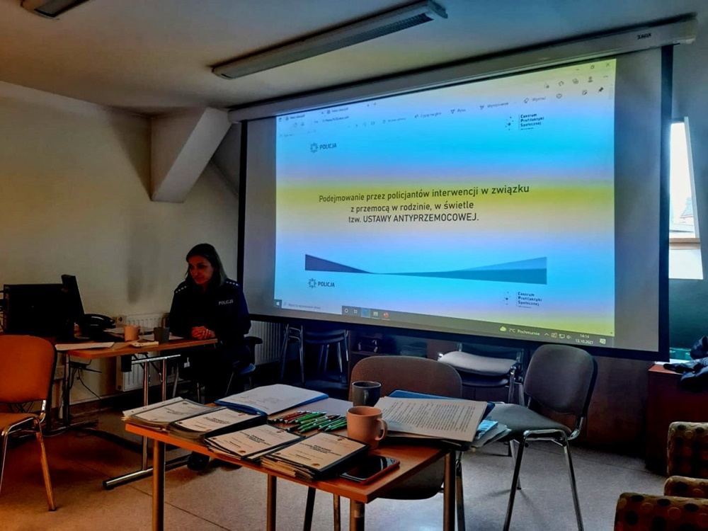 Policja i OPS razem przeciw przemocy