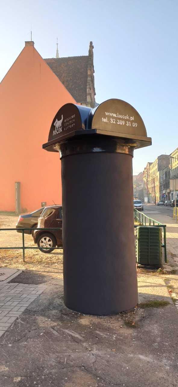 Część słupów ogłoszeniowych zostało zmodernizowanych