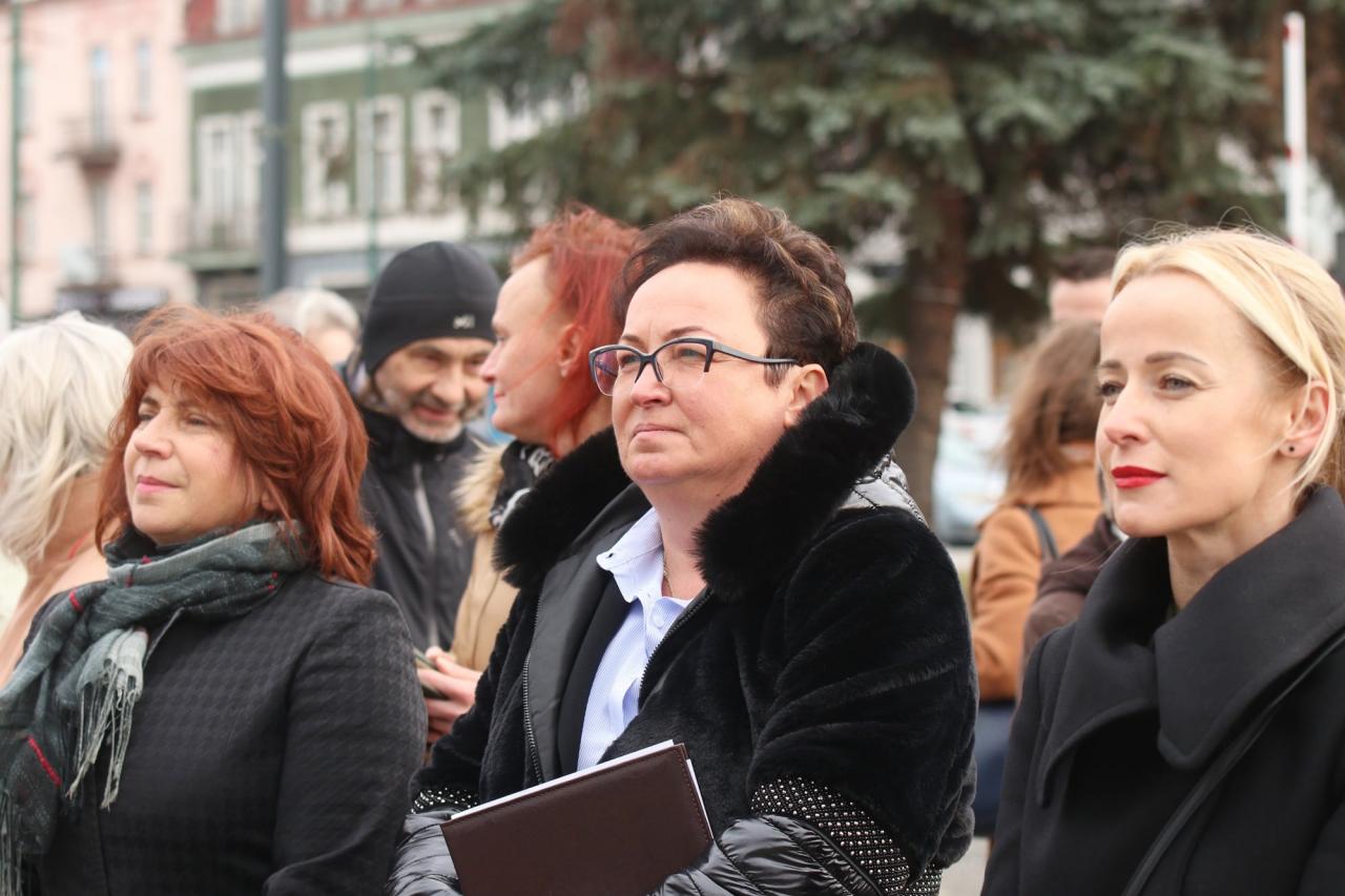 W Sosnowcu otwarto rondo im. Praw Kobiet 2