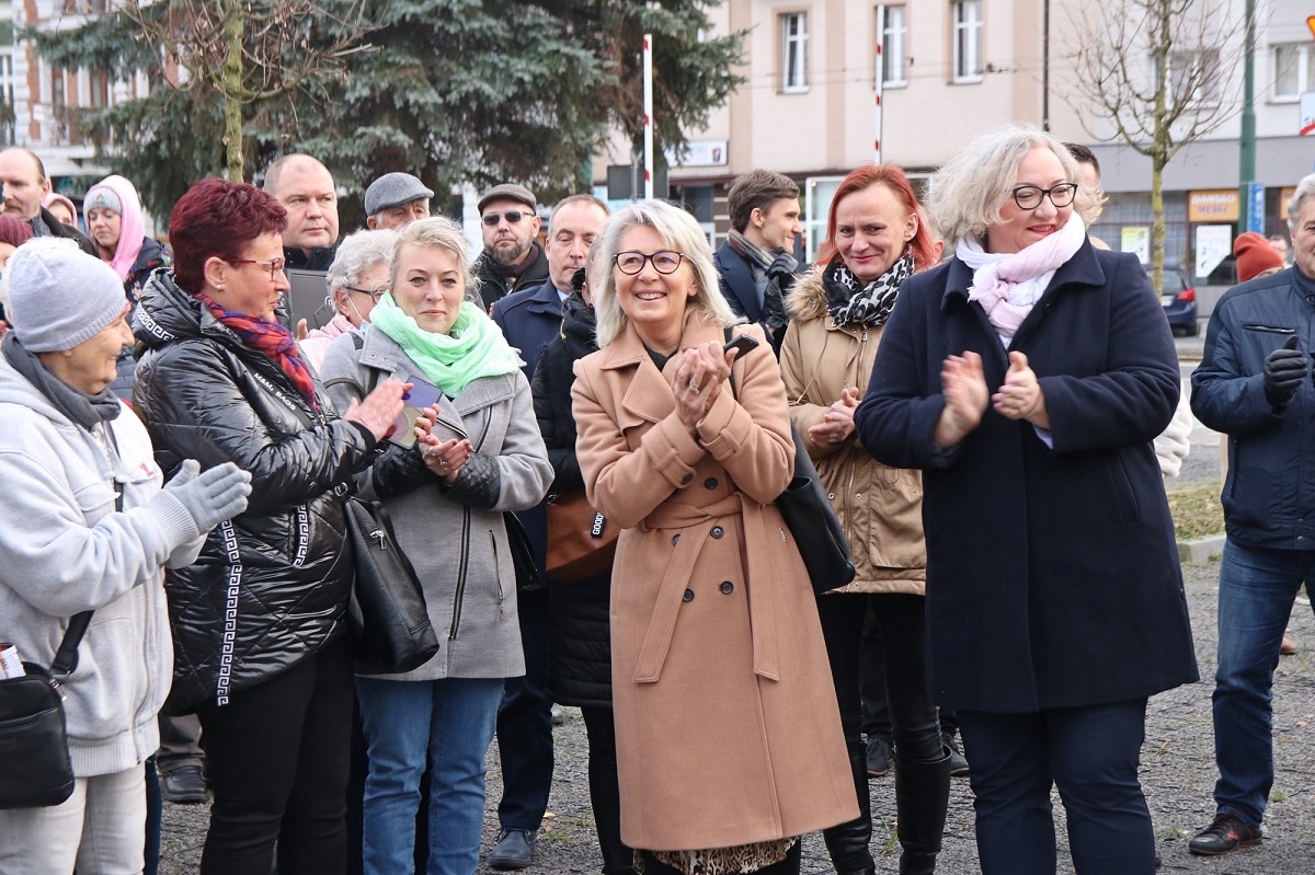 W Sosnowcu otwarto rondo im. Praw Kobiet