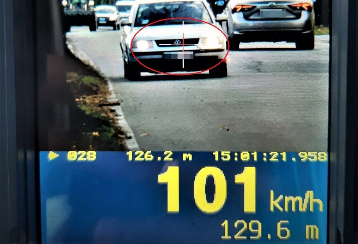 Jechał 101 km/h w obszarze zabudowanym. Kierowca stracił prawo jazdy na okres 3 miesięcy