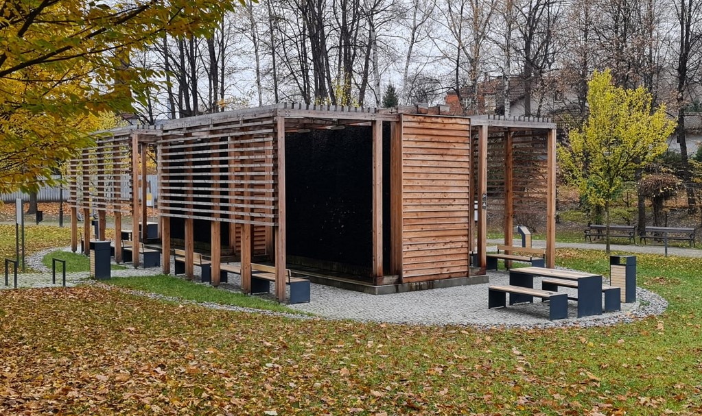 Tężnia oficjalnie wyłączona na zimę. Mieszkańcy zgłosili problem. Za mało soli w solance?