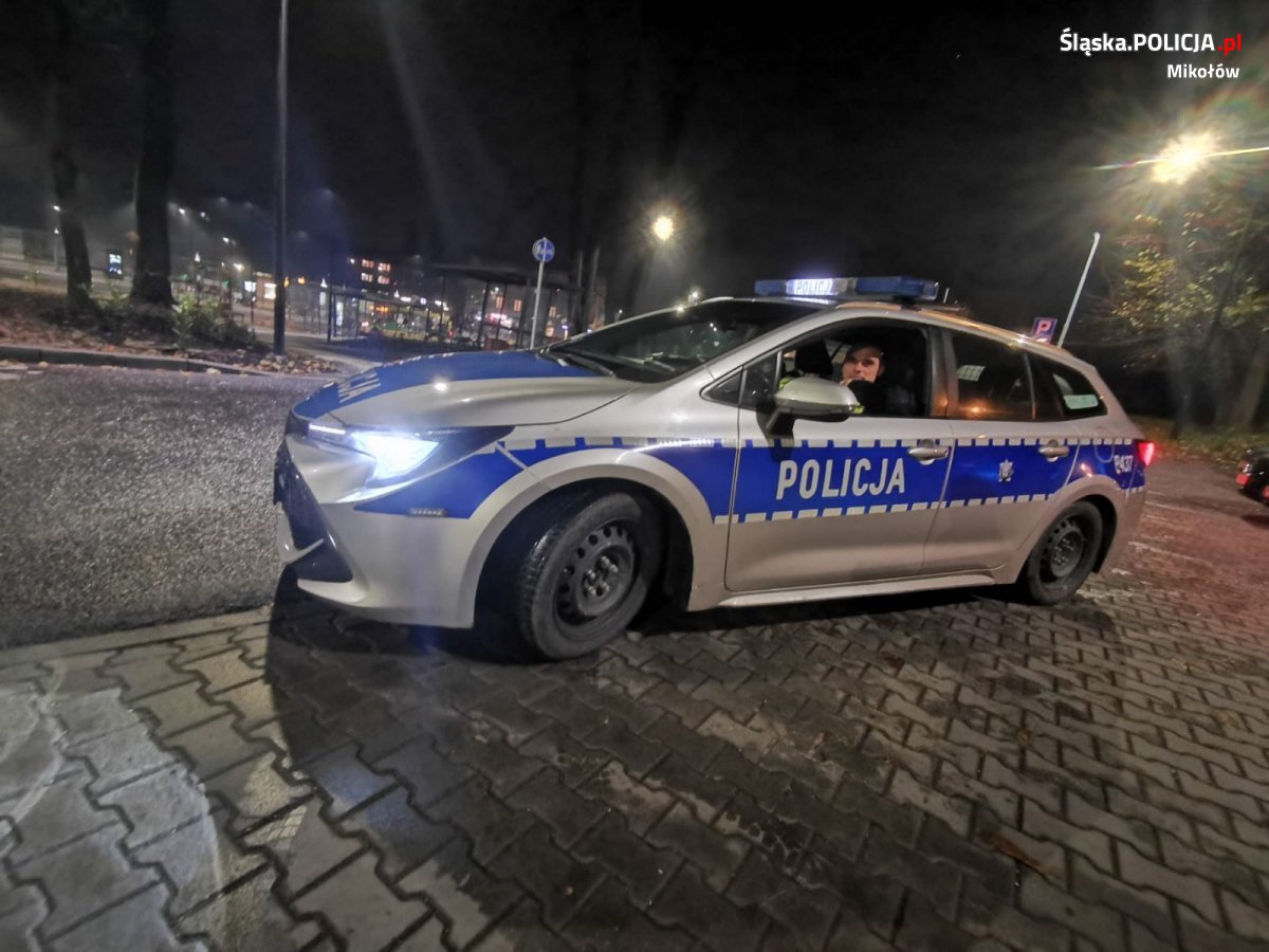 W centrum Mikołowa zatrzymano pijanego 41-latka z dożywotnim zakazem prowadzenia pojazdów