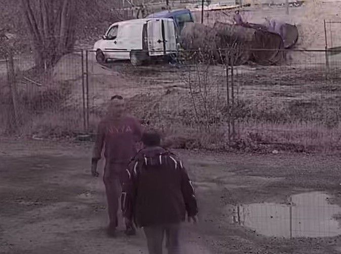 Podejrzani o kradzież 20 ton stalowych rur. Rozpoznajesz ich?