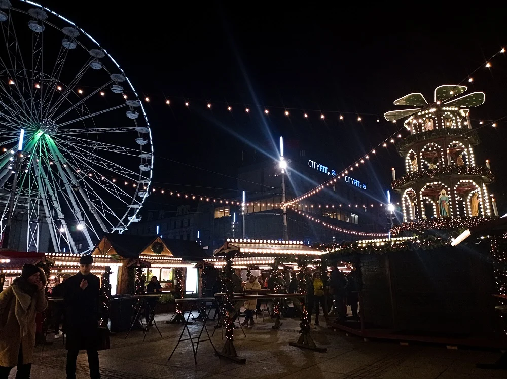 Trwa Jarmark Bożonarodzeniowy 2021 w Katowicach! [ZDJĘCIA] 