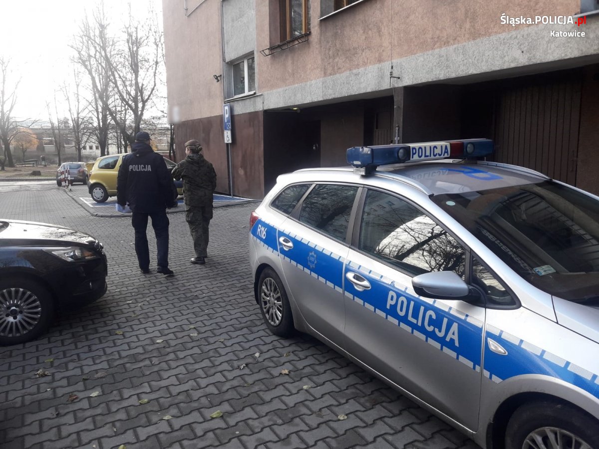 Wspólnie kontrolują osoby objęte kwarantanną