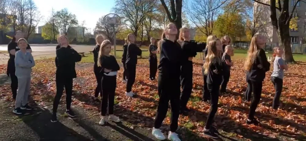 Głosuj na „Dwójkę”! Uczniowie biorą udział w konkursie You Can Dance Nowa Generacja!