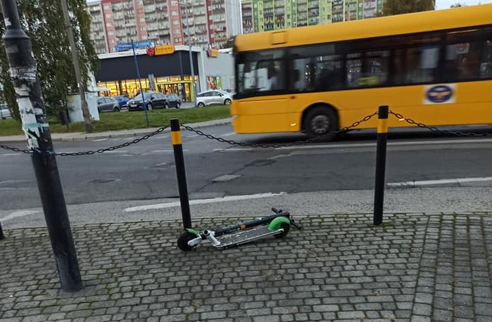 Dewastacji hulajnóg miejskich ciąg dalszy. Czy znikną z Zabrza?
