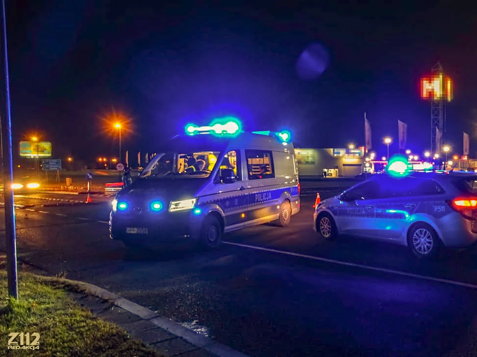 68-latka potrącona na przejściu dla pieszych. Jedna z latarni była niesprawna