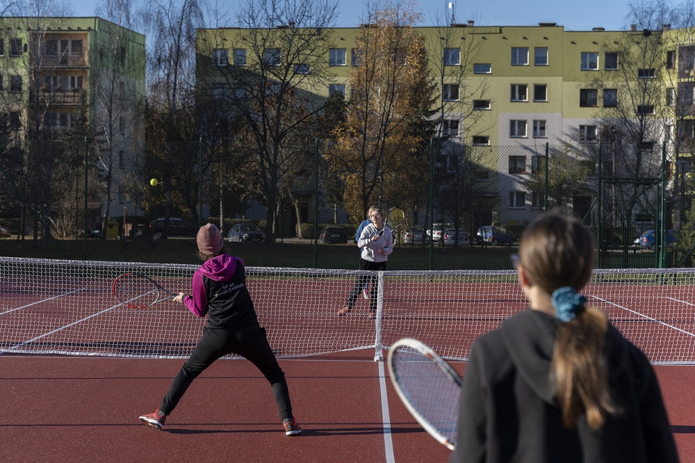 Na Osiedlu im. Mikołaja Kopernika oddano do użytku kort tenisowy