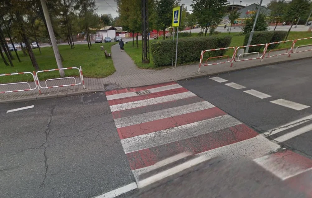 Potrącił dzieci na przejściu dla pieszych i uciekł! Teraz szuka go policja