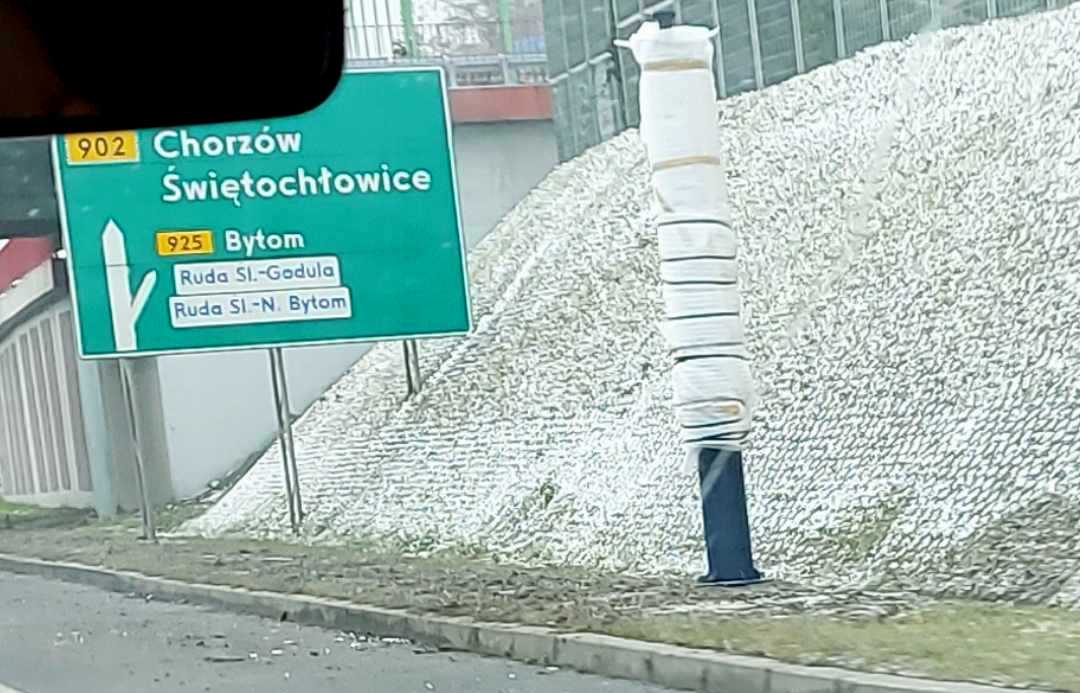 Fotoradar stanął na rudzkim „zakręcie mistrzów”