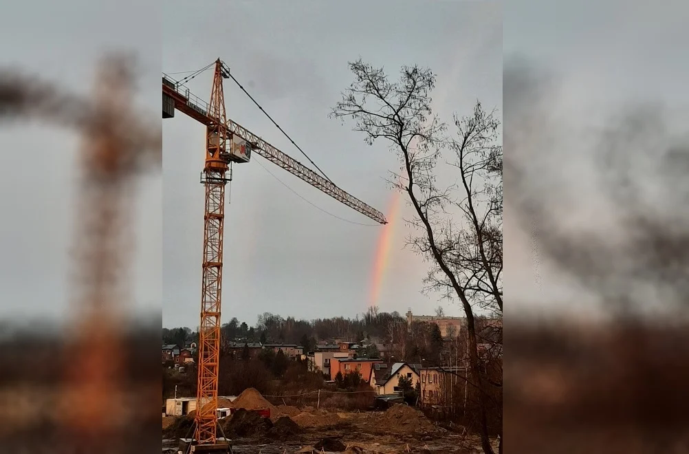 Praca na budowie nowej siedziby Szkoły Podstawowej nr 17 wre!