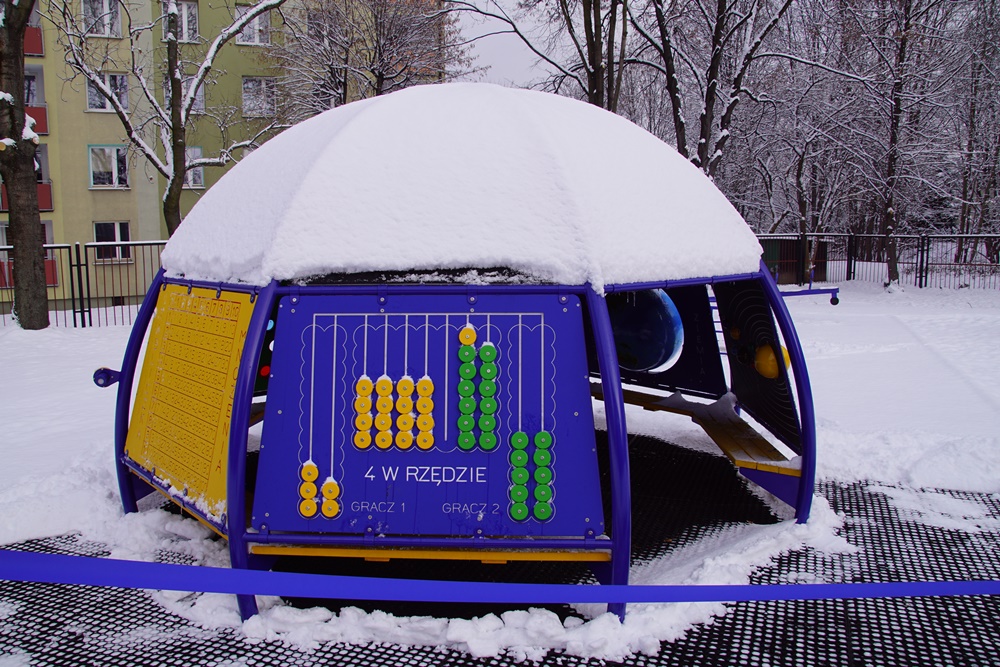 Otwarcie Podwórka Nivea w SP22 23