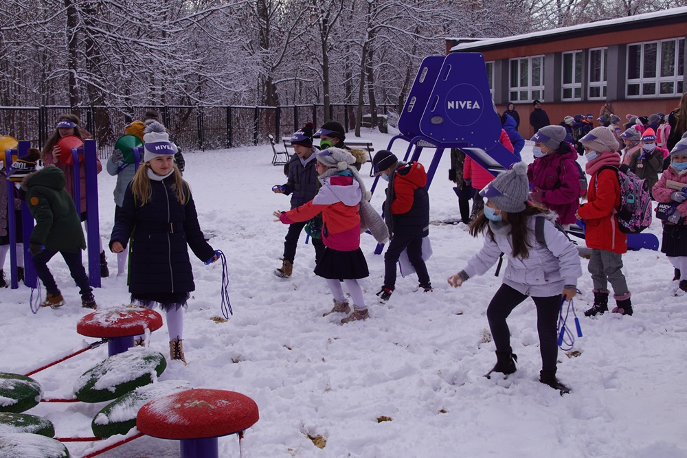 Otwarcie Podwórka Nivea w SP22 46