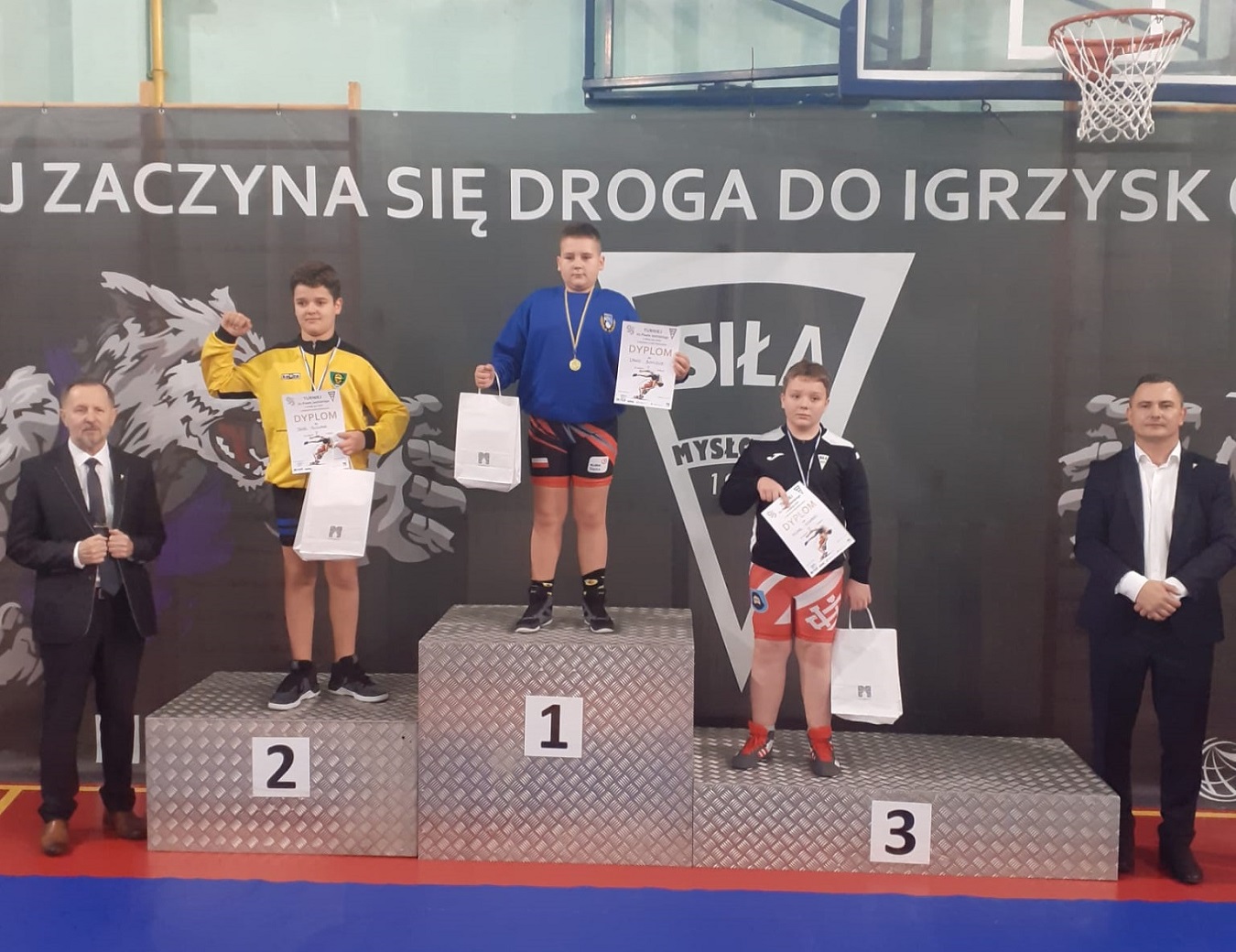 Złoty medal dla KS Pogoń Ruda Śląska! Dawid Bończuk zwyciężył w swojej kategorii wagowej