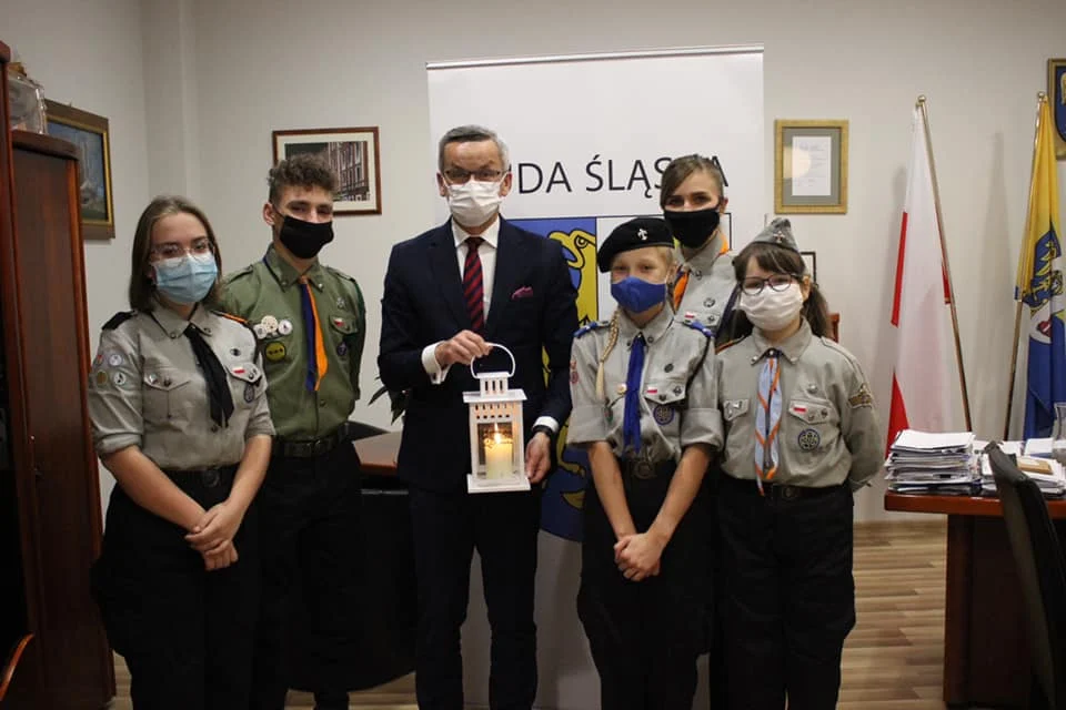 Betlejemskie Światełko Pokoju trafiło także do Rudy Śląskiej!