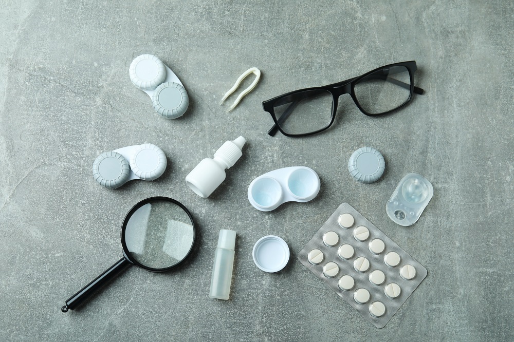 Soczewki kontaktowe: Alcon i Johnson&Johnson