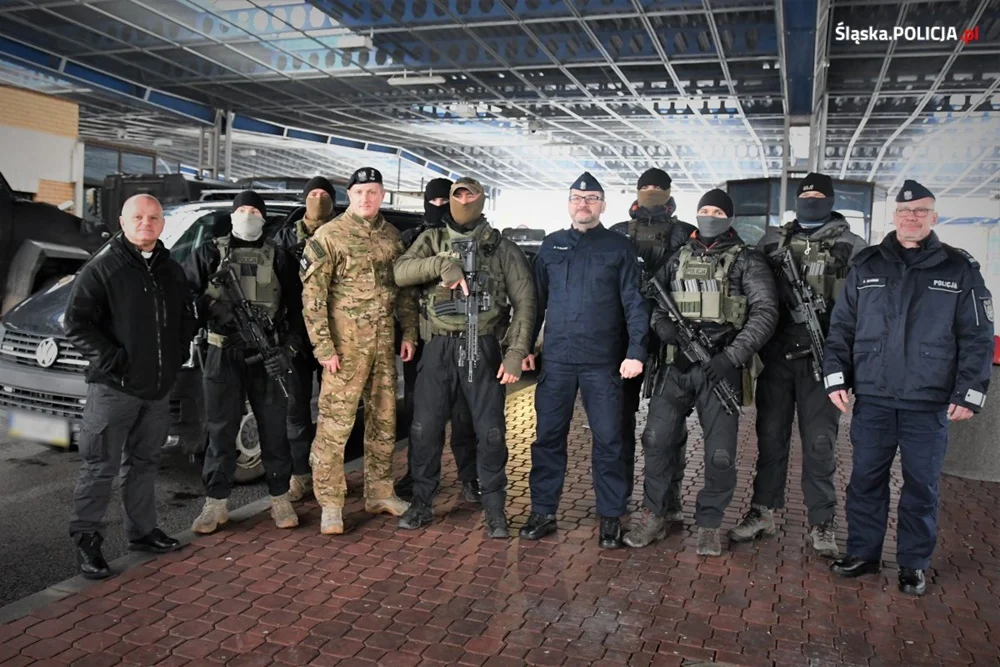 Odwiedzili śląskich policjantów strzegących polskiej granicy