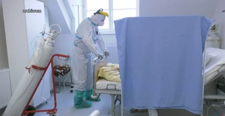 Coraz więcej zakażonych i zgonów na Śląsku. I coraz więcej miejsc covidowych w szpitalach