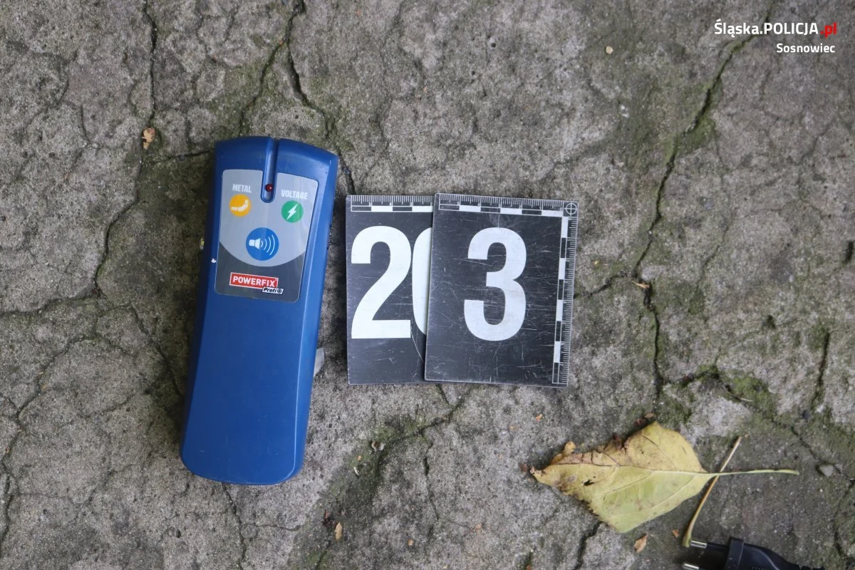 Sosnowieccy policjanci odnaleźli skradzione przedmioty. Czy wiesz do kogo należą? 18