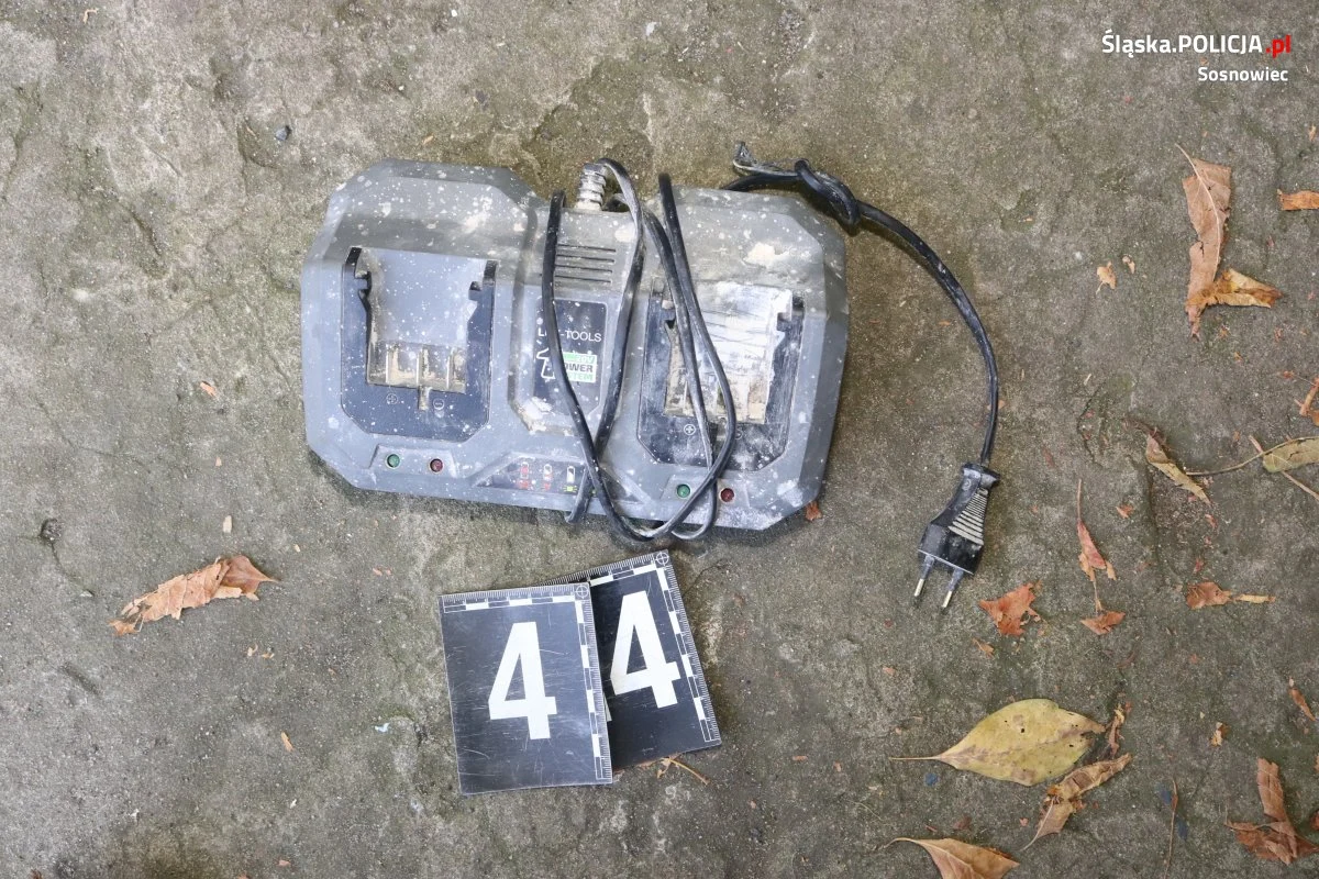 Sosnowieccy policjanci odnaleźli skradzione przedmioty. Czy wiesz do kogo należą? 35