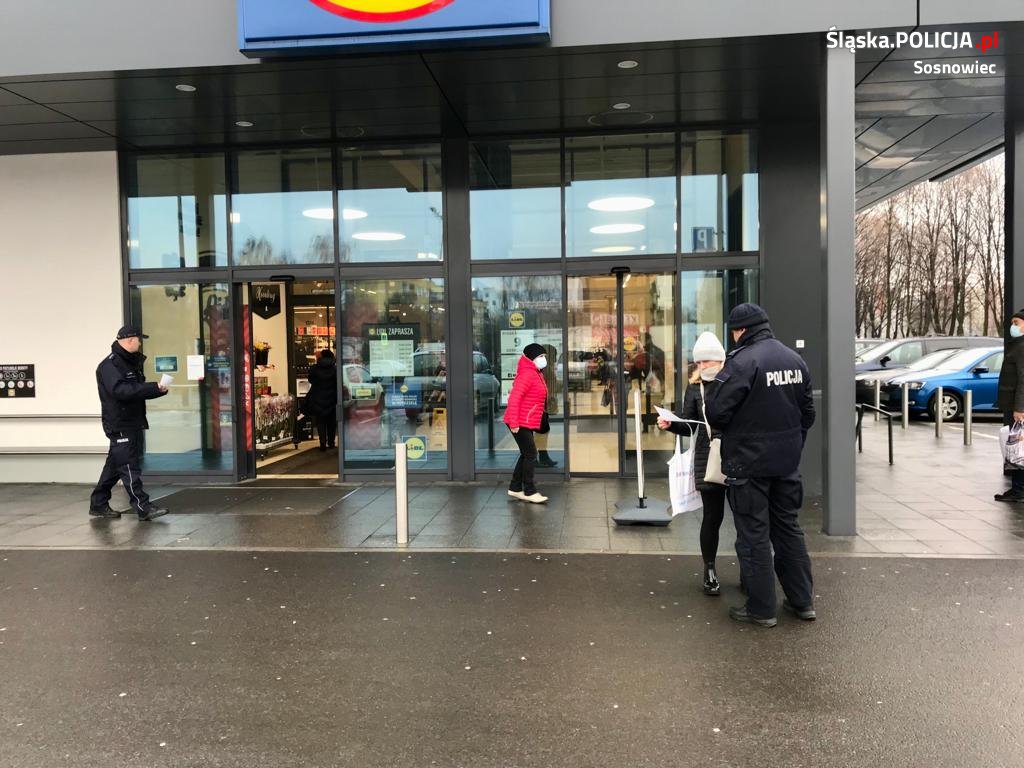 "Wybuchowa" akcja profilaktyczna sosnowieckich policjantów