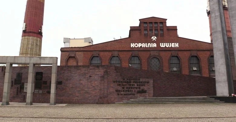 Pacyfikacja kopalni „Wujek” Górnicy pobiegli dla górników [WIDEO]