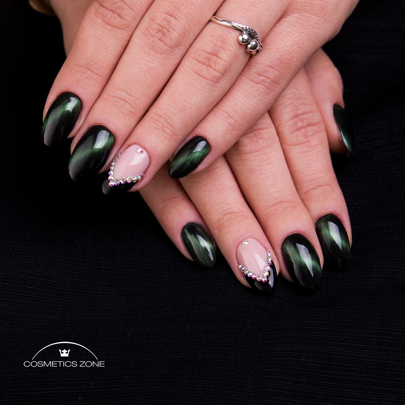 Zjawiskowy manicure hybrydowy kocie oko