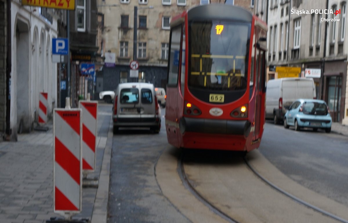 Tak parkować, by nie blokować!