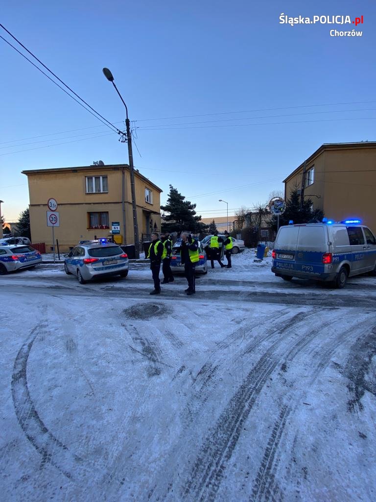 Kierowca pod wpływem narkotyków uciekał przed policjantami. Mężczyzna był poszukiwany