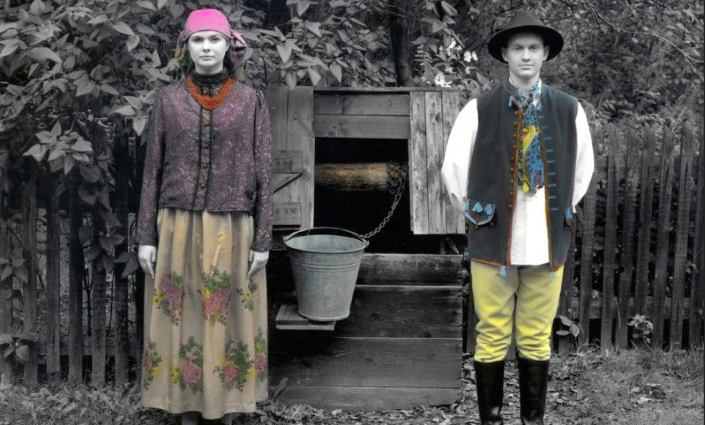 Skansen wypuścił do sprzedaży wyjątkowy kalendarz na 2022 rok. Motywem przewodnim monidło