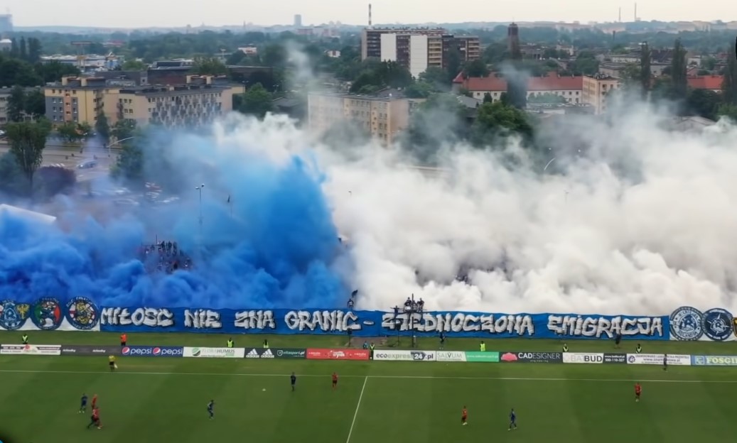 Kibice Niebieskich w czołowej dziesiątce TOP 10 Ultras in 2021