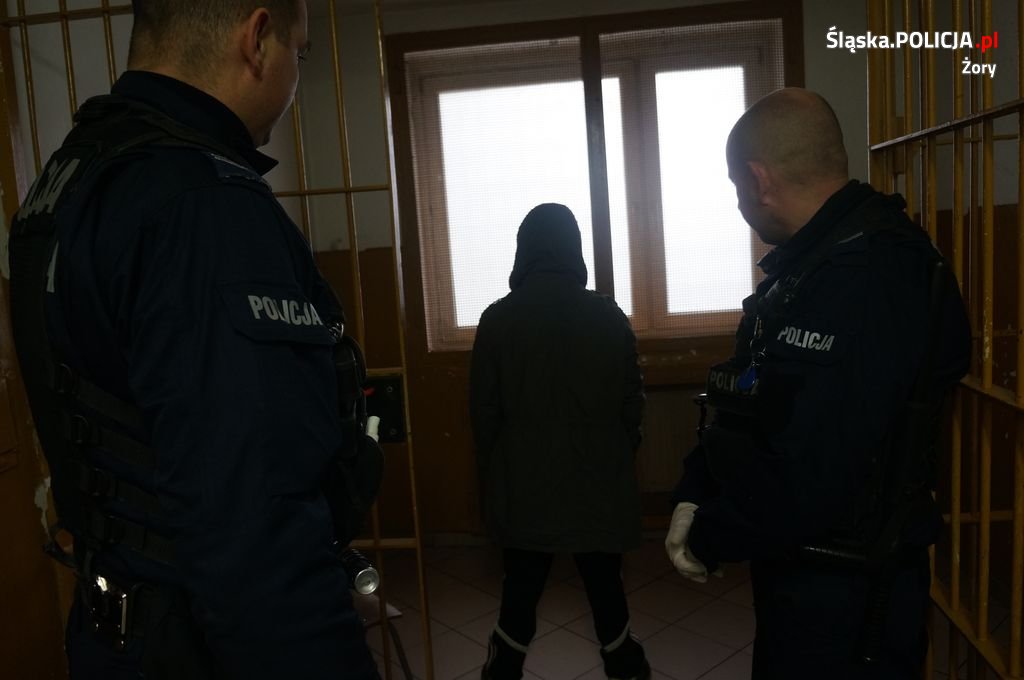 Sam zrobi sobie prezent w Mikołajki. 54-latek ukradł słodycze za prawie 800 zł